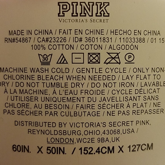 VS PINK Beach Blanket • MINT Color • NWT - Picture 4 of 5